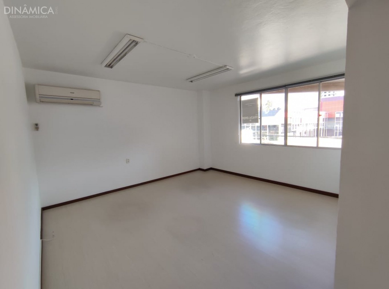 Alugar Sala Comercial no bairro Itoupava Seca em Blumenau