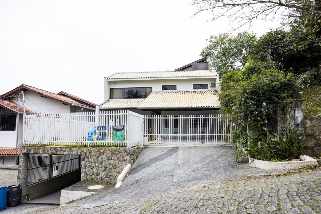 Casa á venda no bairro Ponta aguda em Blumenau, casa com 5 quartos, casa com área de festas, blumenau, imobiliaria em blumenau, dinamica sul